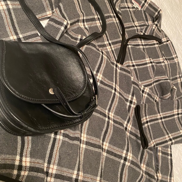 Collared half zip sweater - Picture 3 of 3